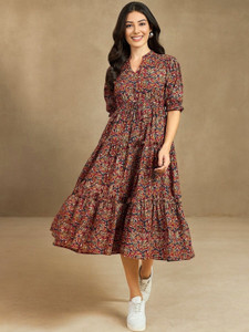 SV SUVEENA Women Fit and Flare Multicolor Midi/Calf Length Dress