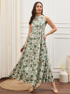 MEERANSHI LIVING Women Fit and Flare Green Maxi/Full Length Dress