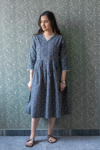 Jaipuri Bunaai Women Pleated Blue Midi/Calf Length Dress