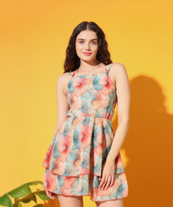 तंदुल महिलाओँ के लिए बहु रंग फिट और चमक ड्रेस