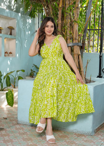 Demirner Women Fit and Flare Light Green Midi/Calf Length Dress