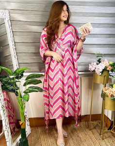Fantasticss Women Kaftan Pink Midi/Calf Length Dress