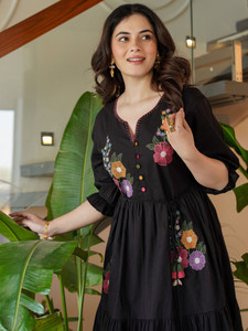 ZUMMER Women Fit and Flare Black Midi/Calf Length Dress