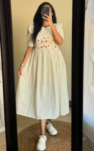 Rosasignora Women Gathered White Knee Length Dress