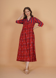 INDIANIC Women Floral Print Flared Kurta