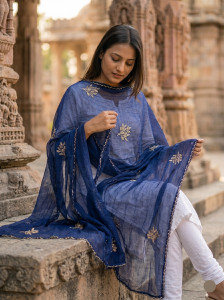 tamnna Poly Chiffon Embroidered Women Dupatta