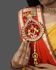 Ranisatiya Creation Poly Georgette Embellished Women Dupatta