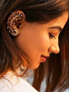 LOVEOXIDISED Love_ Floral ear cuff Alloy Cuff Earring