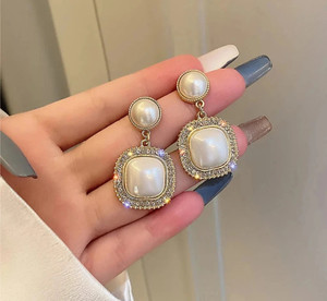 Saugaat Craft Stylish White Pearl Drop Earrings With Crystal Stones For Women and Girls Pearl, Cubic Zirconia Alloy Drops & Danglers