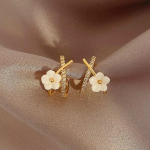 Tiso Tiso Stylish Gold Cute Floral Stone Earrings for Women Girls Lightweight Trendy Crystal, Cubic Zirconia, Pearl Alloy, Brass, Stone Drops & Danglers, Earring Set, Hoop Earring, Rhinestone Studs, Stud Earring