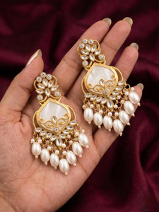 Krishman TRADITIONAL WHITE EARRING Pearl Alloy Plug Earring