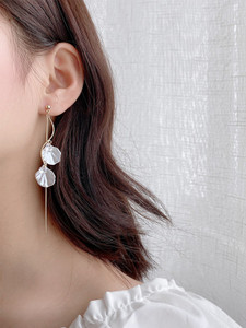 YELLOW CHIMES Gold Tone Crystal Hanging Drop Twisted Long Chain Tassel Dangler Earrings Crystal Metal Ear Thread