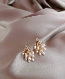 polluxcraft Korean for girls and women /push plug white pearl Pearl Alloy Stud Earring, Clip-on Earring