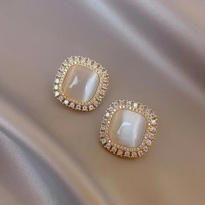 Aylana Beautiful Crystal Korean Stud Earrings Zircon Alloy Stud Earring