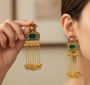 MahiAuraCo Royal Kashmiri Traditional Gold Green Stone Chain Jhumka Earrings Pack of 1 Emerald Gold Chandbali Earring