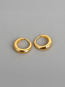 Aksha Collection Gold plated hoop earring Gold, Copper Clip-on Earring