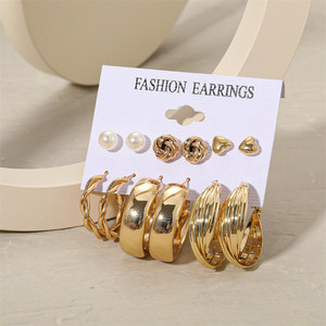 फैशो कलेक्शन Fashow Collection Gold Plated Earring Set For Women & Girls Alloy Hoop Earring