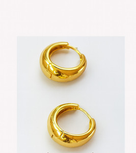MA FASHION Unisex Gold Hoop Earrings – Bold & Elegant 1 cm Diameter Alloy, Brass Hoop Earring