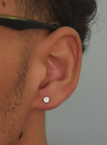 Quickcart Diamond White Studded Gold Plated Ear Stud - Image 3