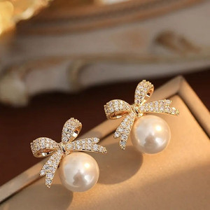 FashionAmora Korean Gold-Plated Bow Shaped Pearl Stud Earrings Alloy Stud Earring