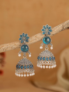 Vastaraj Aarvi Blue Charm Blue Sapphire Alloy Earring Set