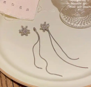 BLINGEE Snowflake Korean Earrings For Women Girls Party Fashion Long Chain Earring Crystal, Cubic Zirconia, Diamond Alloy Tassel Earring