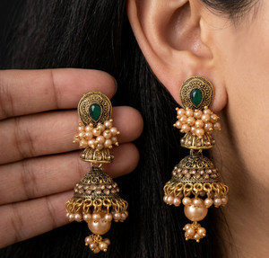 TEESORA E-11 Pearl Brass Chandbali Earring