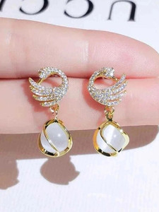 Mellisea Korean Glorious Pearl Gold Plated style Peacock and white moti for Women Alloy, Brass Drops & Danglers, Hoop Earring, Huggie Earring, Jhumki Earring, Earring Set