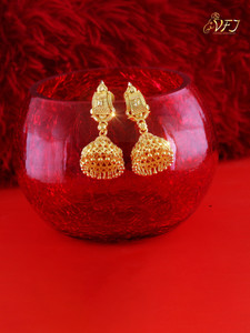VIGHNAHARTA Traditional wear Gold Plated Screw back for Women&Girls Alloy Jhumki Earring