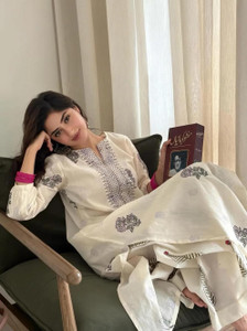 Tasrika Women Kurti Pant Set