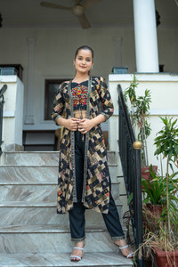 anushansa Women Crop Top Pant Ethnic Jacket Set