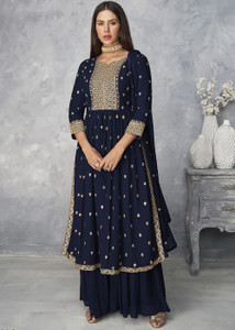 Xomantic FASHION Women Kurta Sharara Dupatta Set