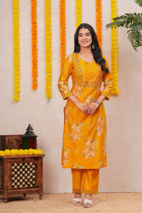 RASOKURTI Women Kurta Pant Set