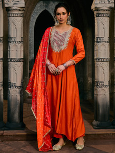 NAVLIK Women Kurta Pant Dupatta Set