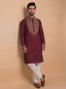 Tibra Collection Men Kurta Pyjama Set