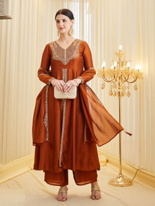 Colors of Earth Women Kurta Pant Dupatta Set