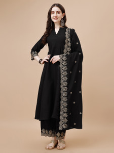 Hirvanti Fashion Women Kurta Palazzo Dupatta Set