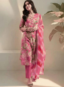 JHANJHRIYA FAB Women Kurta Pant Dupatta Set