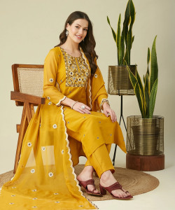 MOKOSH Women Kurta Pant Dupatta Set