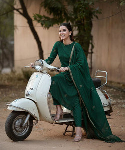 Tasrika Women Kurta Pant Dupatta Set