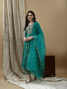 berrylicious Women Kurta Pant Dupatta Set