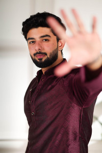 Koshin Men Kurta Pyjama Set