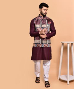 Svatantra Men Kurta Pyjama Ethnic Jacket Set