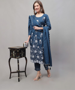 VredeVogel Women Kurti Pant Dupatta Set