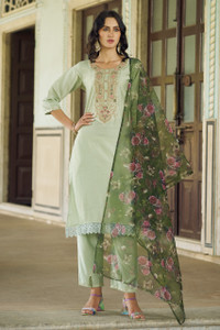 VredeVogel Women Kurta Pant Dupatta Set