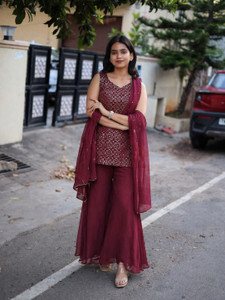 HouseOfComman Women Kurta Palazzo Attached Dupatta Set - Image 6