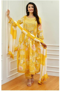 Mauka Women Kurta Pant Dupatta Set
