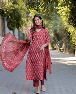 Divastri Women Kurta Pant Dupatta Set
