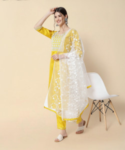 VredeVogel Women Kurta Pant Set