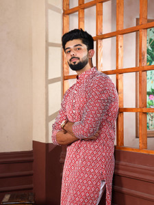 Svatantra Men Kurta Pyjama Set